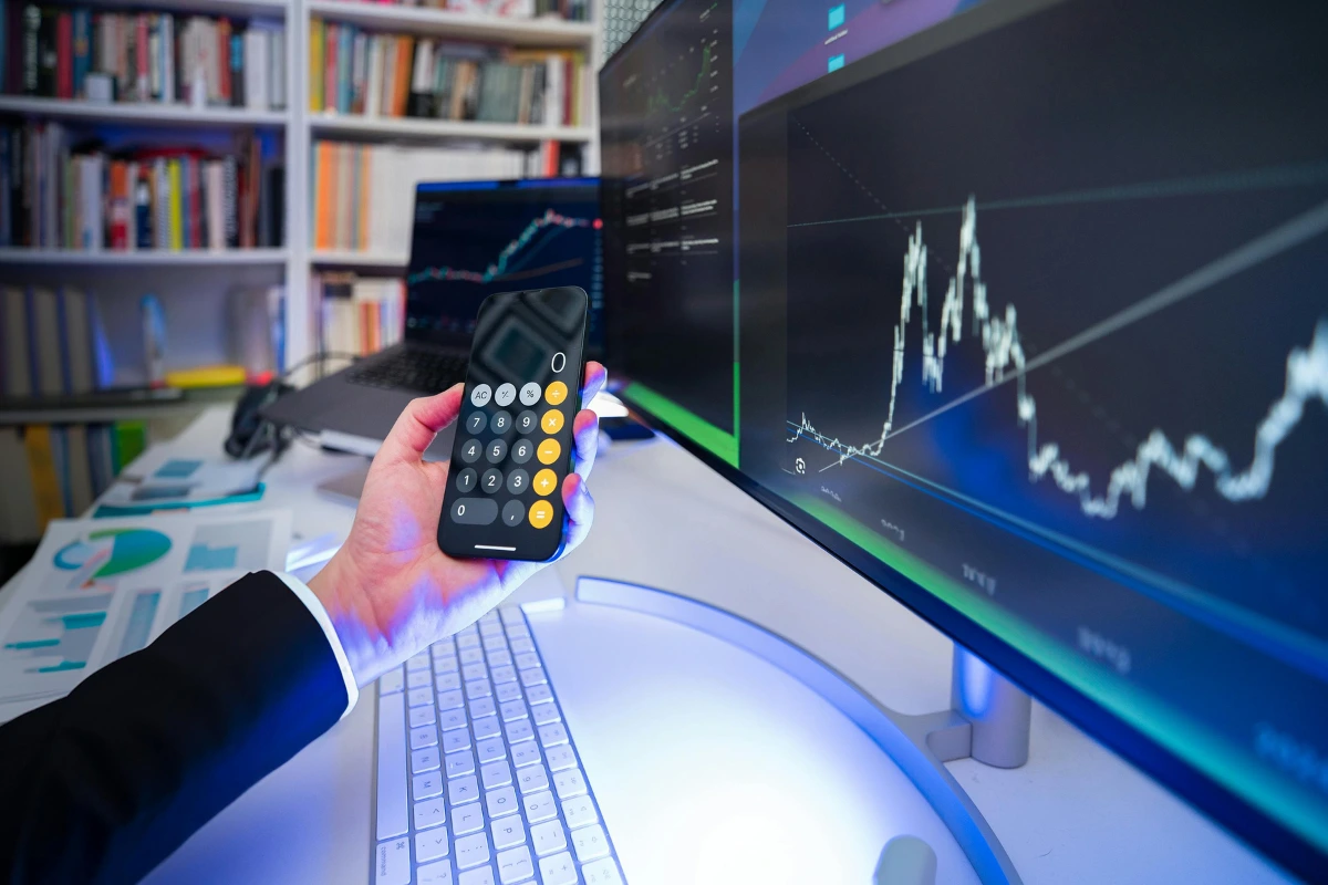 Financial Analysts & Treasury